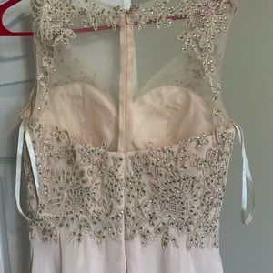 Beautiful sequined sheer neckline floor length dress size small 0-2.